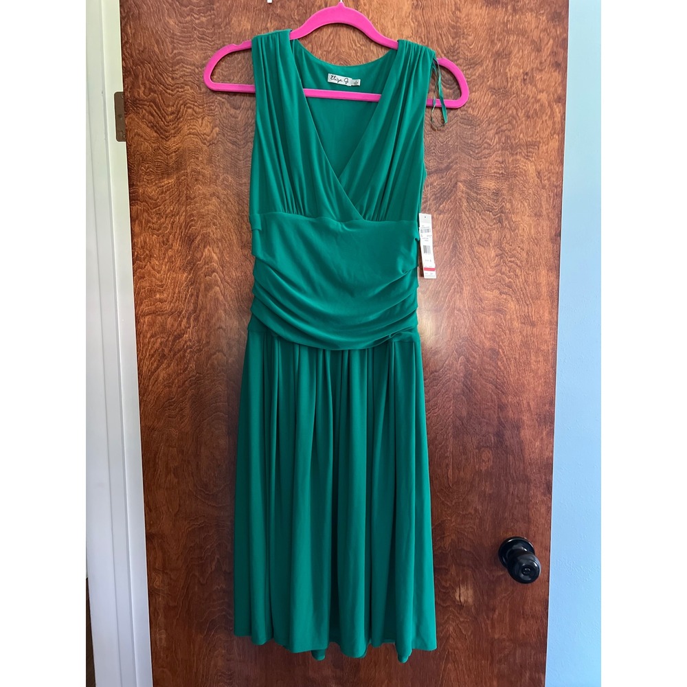 NEW Eliza J Dress Women 4 Green Ruched V-Neck Sleeveless Cocktail Pleated